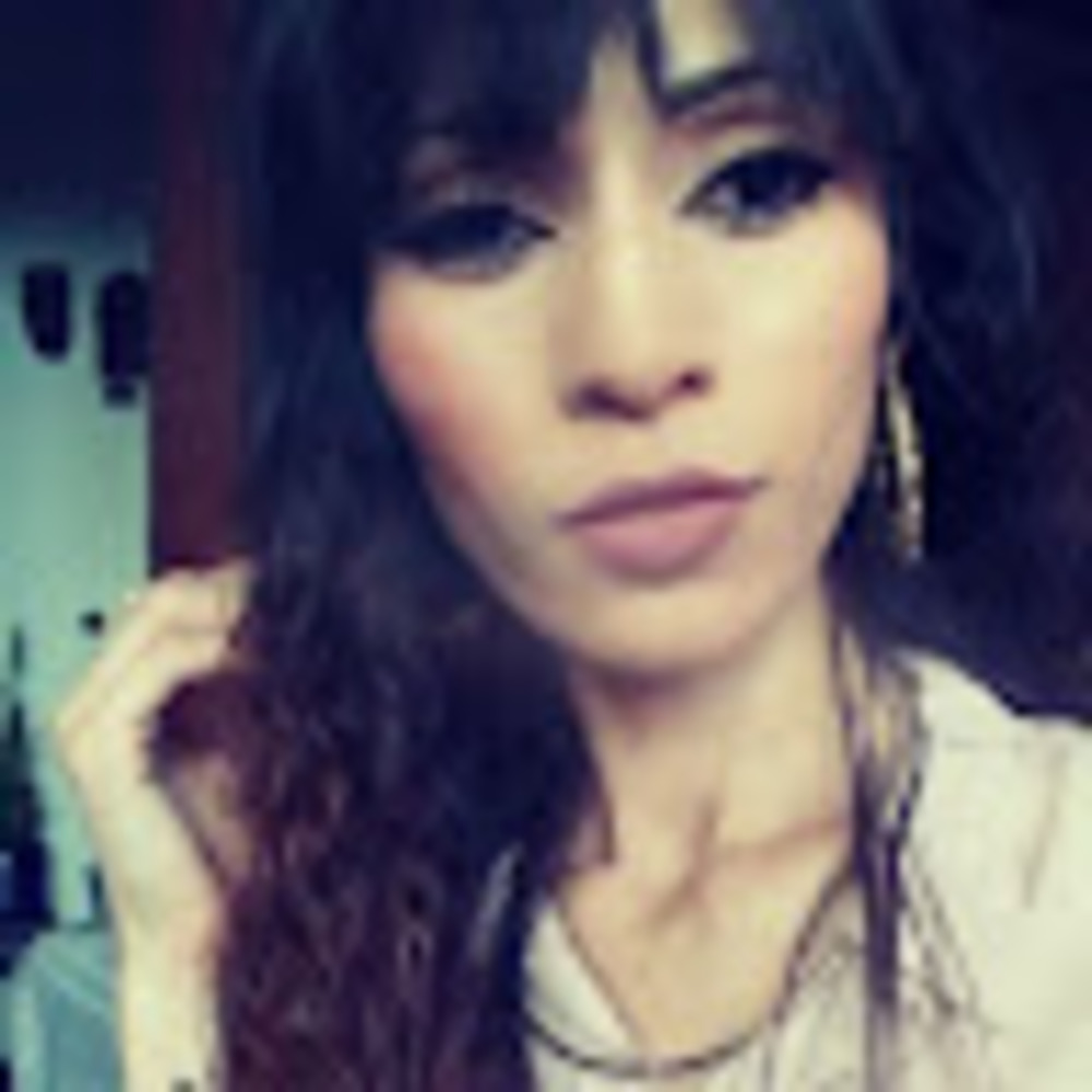 Meet your Posher, Xiomara